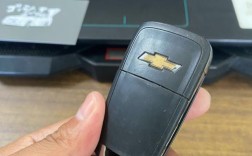 雪佛兰沃兰多钥匙怎么换电池／雪佛兰沃兰多钥匙孔在哪