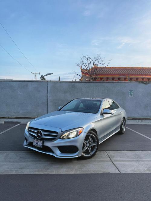 奔驰c400图片及价格 奔驰c40报价