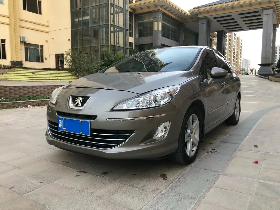 老款2012款标致408图片/2012款标致408二手车价格