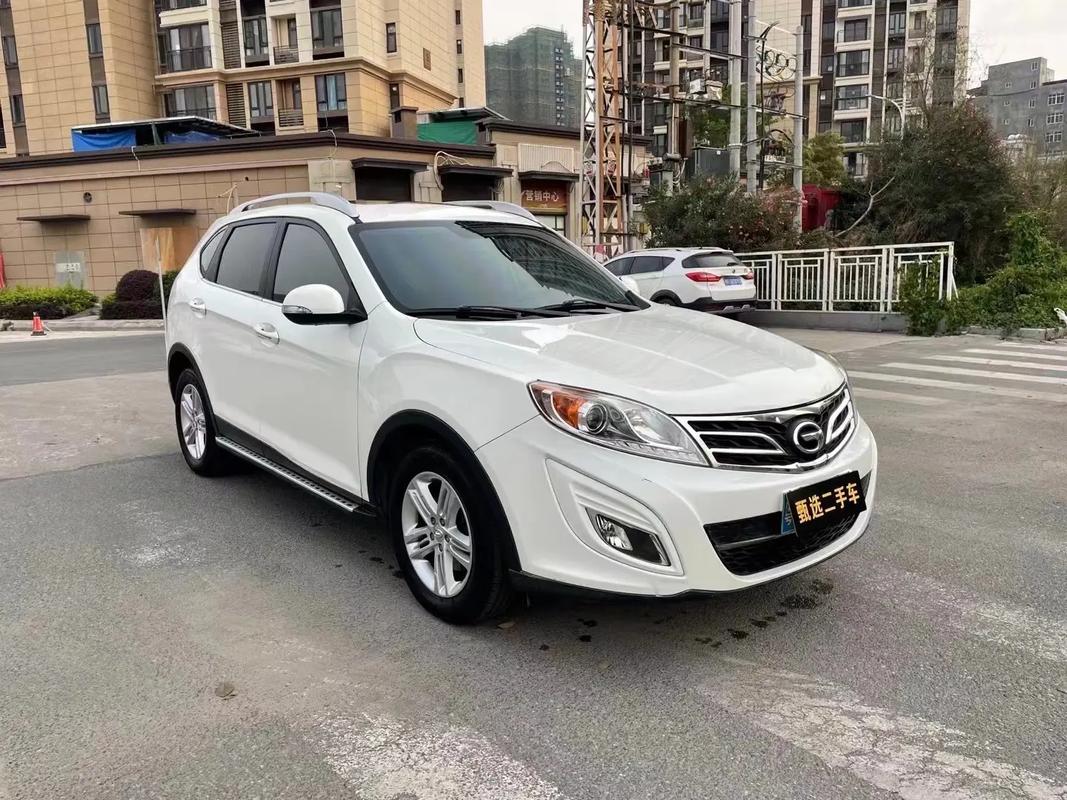 老款传祺gs5怎么样/传祺gs5老款图片