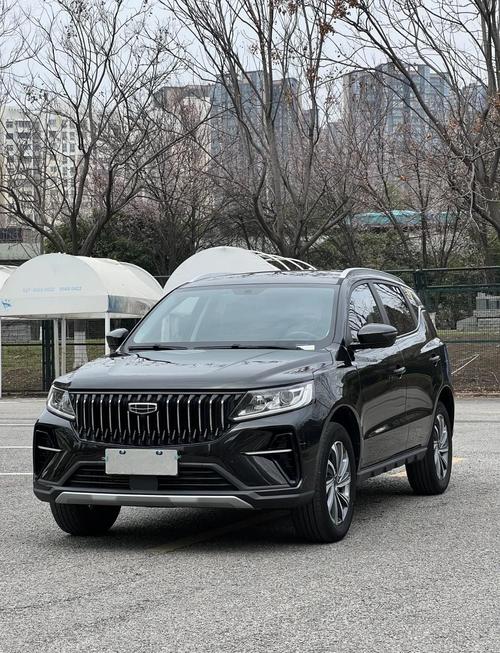 吉利远景x6自动挡落地多少钱 吉利远景x6自动挡多少钱怎么样呢