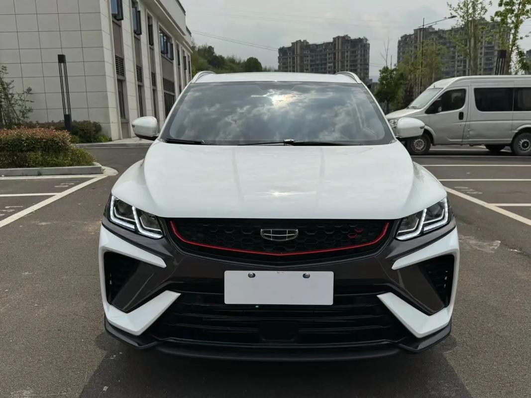 吉利轿车2022款图片及报价大全,吉利轿车价格图片