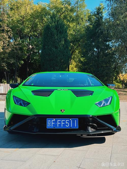 兰博基尼小牛suv,兰博基尼小牛sto多少钱