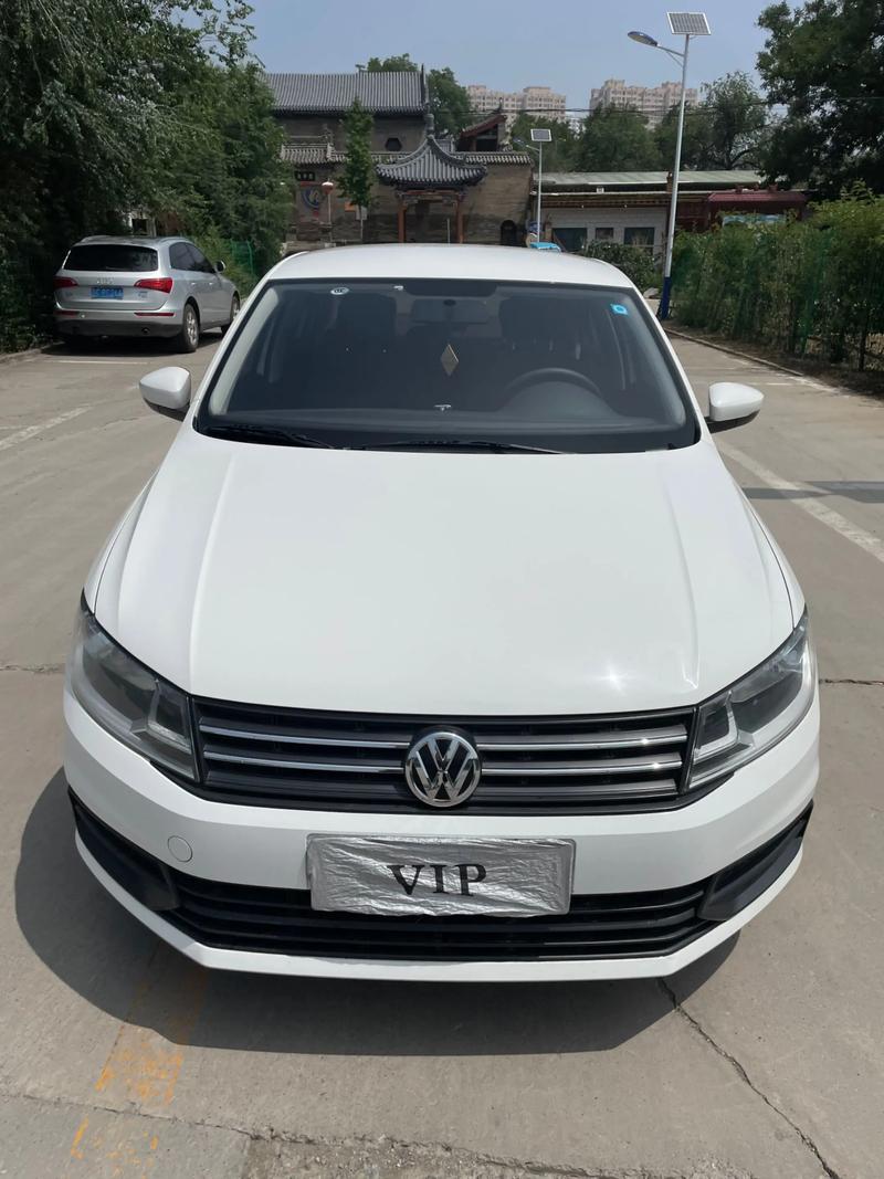 桑塔纳汽车图片,桑塔纳2025价格表