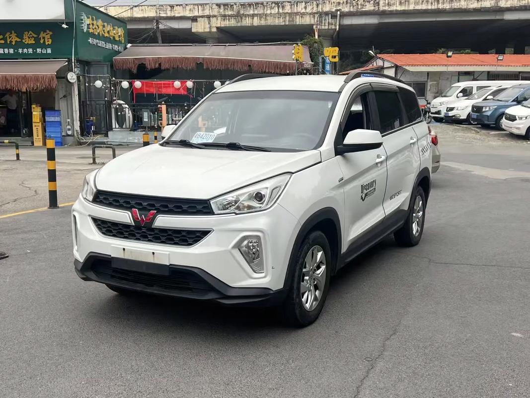 五菱s3价格及图片,五菱车s3全部车型价格