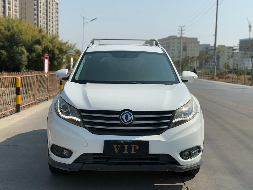 东风580新款7座落地价/东风580七座2018新款多少钱