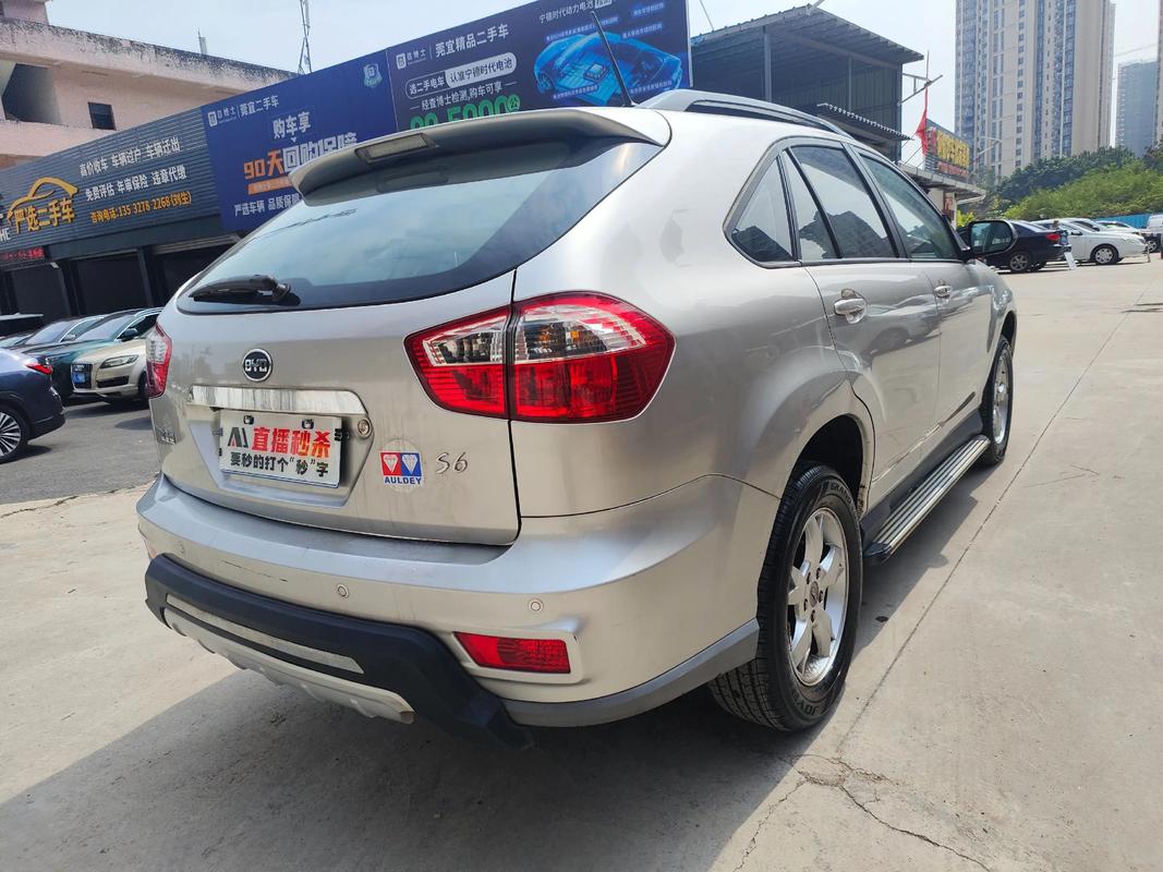 11款比亚迪s6优缺点 11款比亚迪s6价格