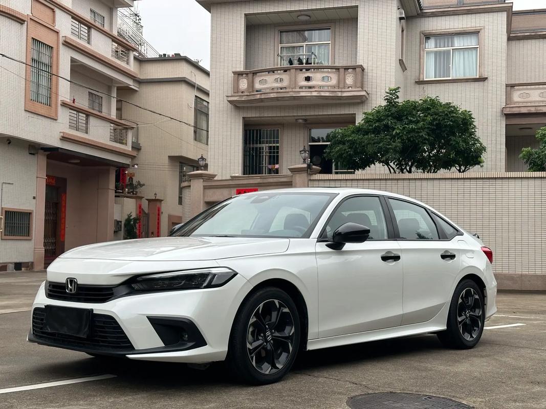 11年的思域值多少钱 11年的思域现在多少钱