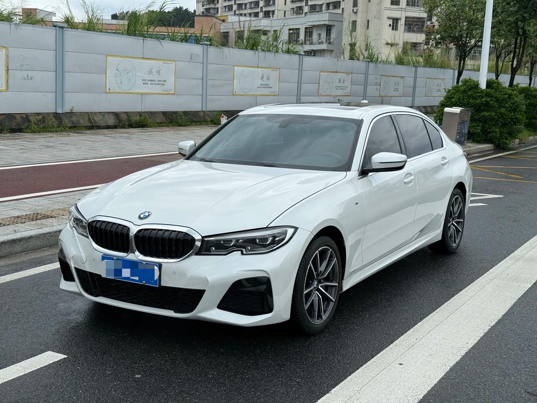 【宝马320运动版落地多少钱,宝马320l运动版多少钱】